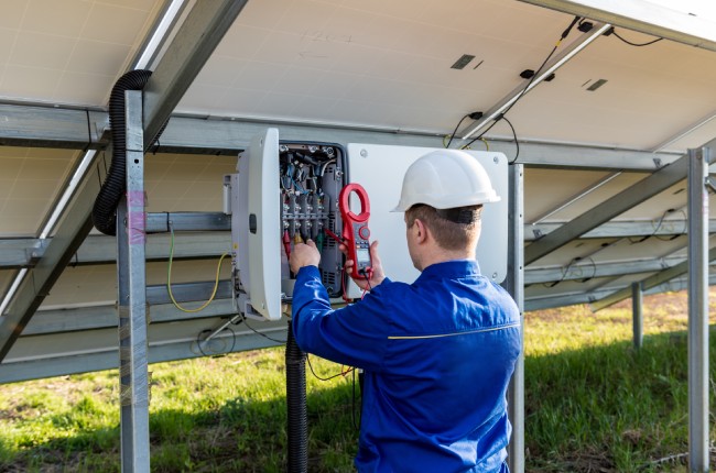 Solar Panel & Inverter Installation